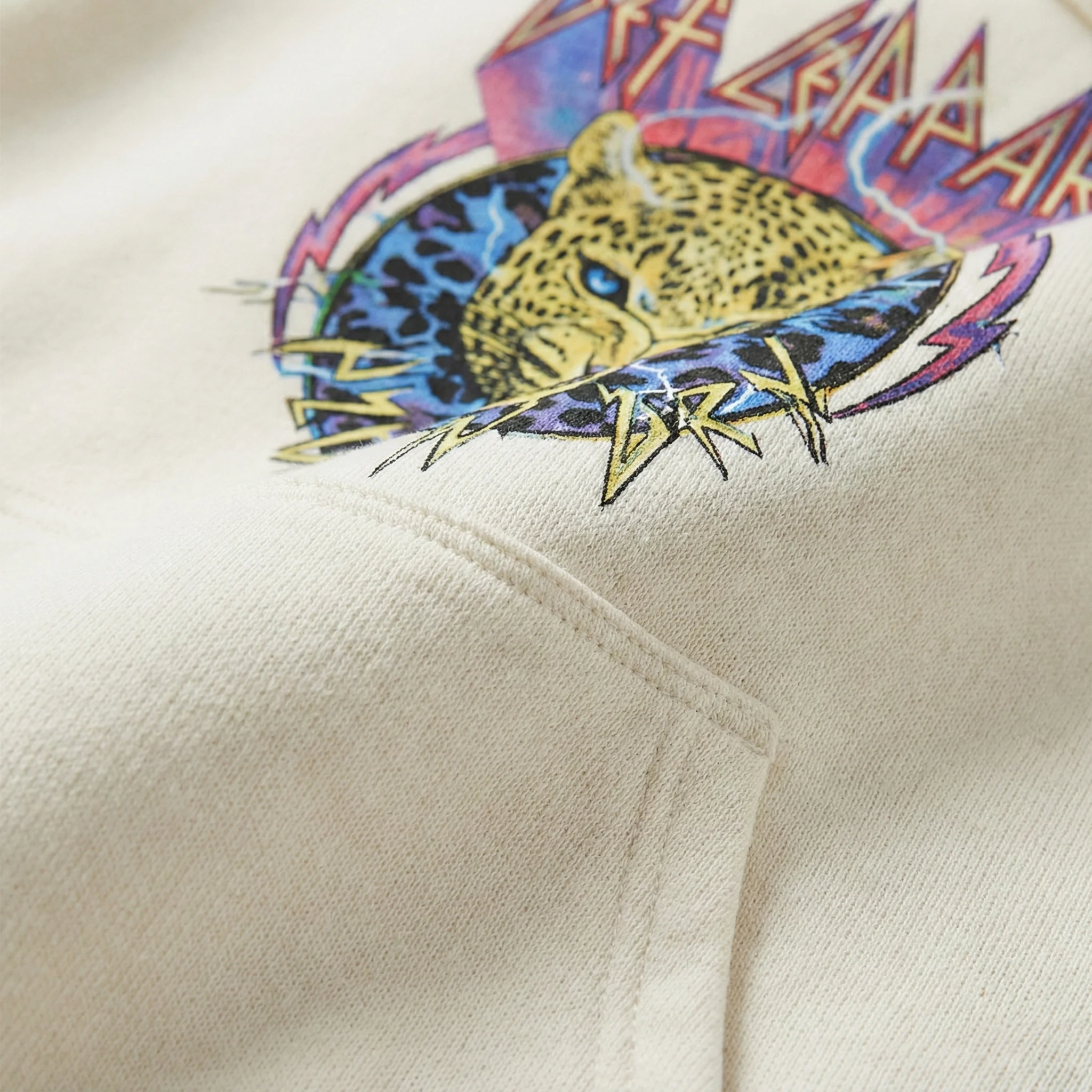 Def Leppard Leopard White Hoodie - Image 7