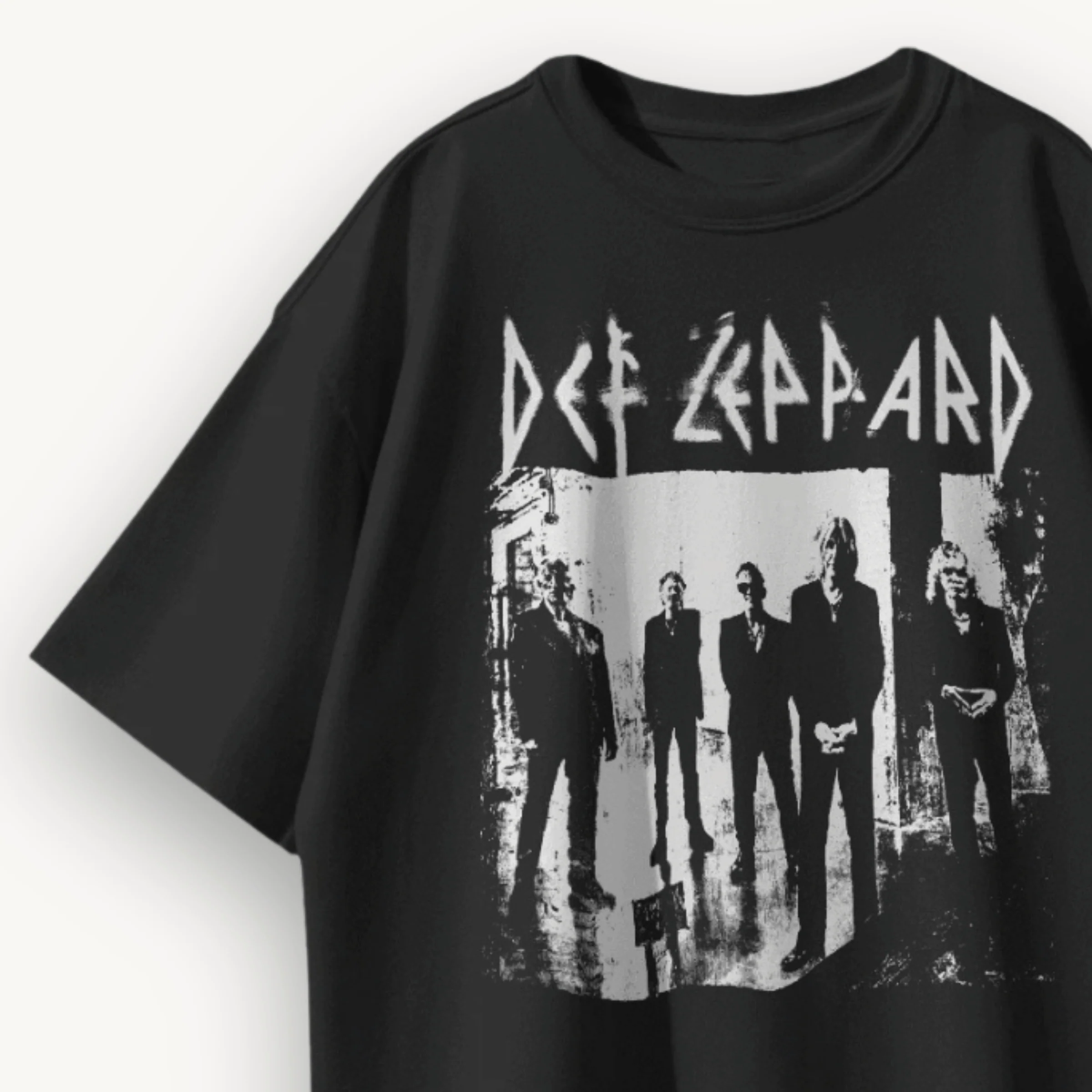 Def Leppard Symphony Black Oversized Tee - Image 3